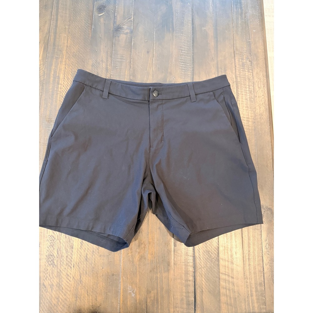 Lululemon Commission Short 7 Inch Warpstreme Black Mens Size 34 M7AFMS